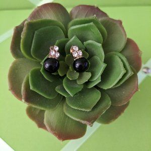 Black Pearl Studs w/Crystals + Gold